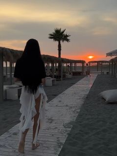 Una Kablar-UKI-Q feet photo thumbnail