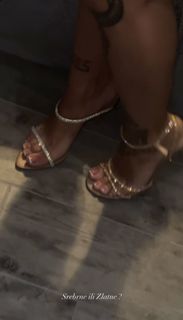 Una Kablar-UKI-Q feet photo thumbnail