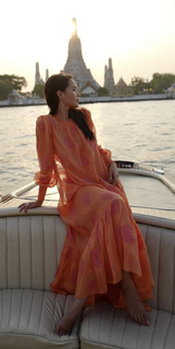 Urassaya Sperbund feet photo 9