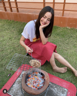 Urassaya Sperbund feet photo 8