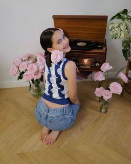 Urassaya Sperbund feet photo 4