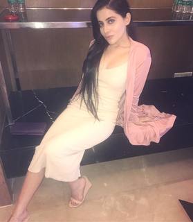 Urfi Javed feet photo 20