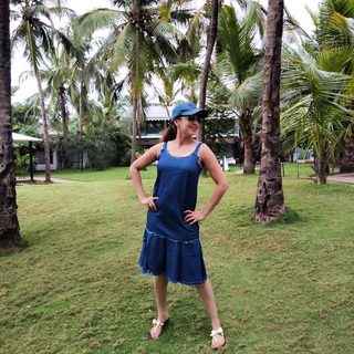 Urmila Matondkar feet photo thumbnail