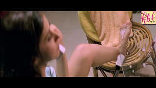 Urmila Matondkar feet photo thumbnail