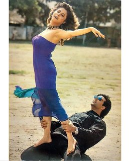 Urmila Matondkar feet photo thumbnail