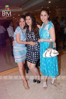 Urmila Matondkar feet photo thumbnail