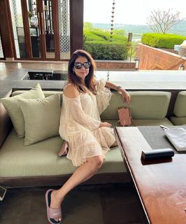 Urmila Matondkar feet photo thumbnail