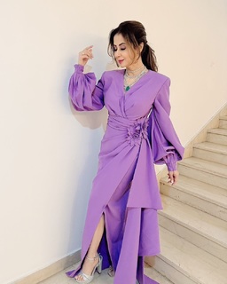 Urmila Matondkar feet photo thumbnail