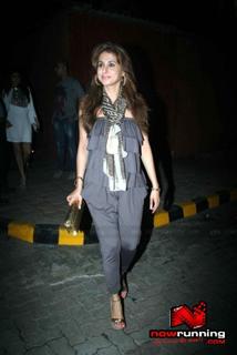 Urmila Matondkar feet photo thumbnail