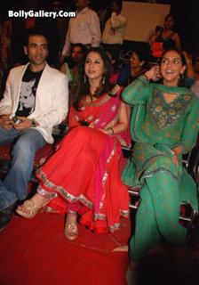 Urmila Matondkar feet photo thumbnail
