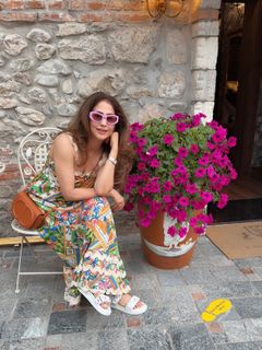 Urmila Matondkar feet photo thumbnail