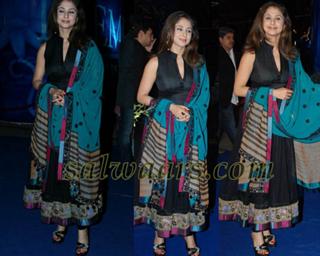 Urmila Matondkar feet photo thumbnail