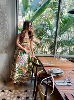 Urmila Matondkar feet photo thumbnail