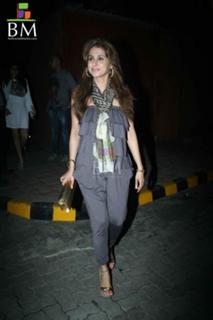 Urmila Matondkar feet photo thumbnail
