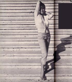 Ursula Andress feet photo thumbnail