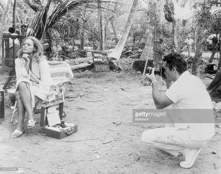 Ursula Andress feet photo thumbnail