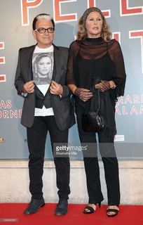 Ursula Andress feet photo thumbnail