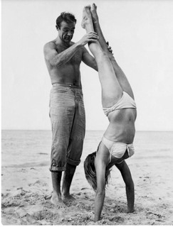 Ursula Andress feet photo thumbnail