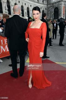 Ursula Strauss feet photo 5