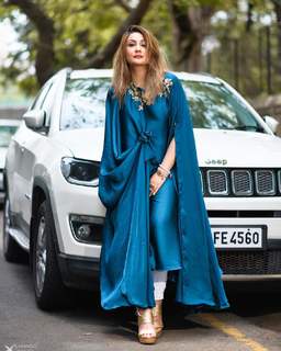 Urvashi Dholakia feet photo 17