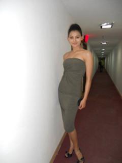 Urvashi Rautela feet photo thumbnail
