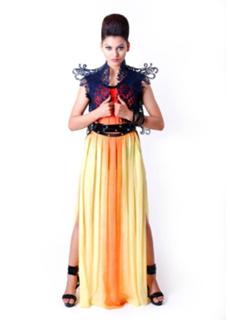 Urvashi Rautela feet photo thumbnail