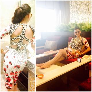 Urvashi Rautela feet photo thumbnail