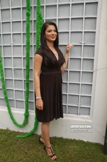 Urvashi Sharma feet photo 3