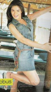 Urvashi Sharma feet photo 20