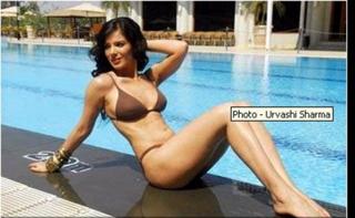 Urvashi Sharma feet photo 15