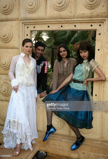 Urvashi Sharma feet photo 4
