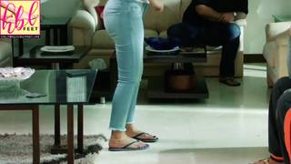 Urwa Hocane feet photo 14