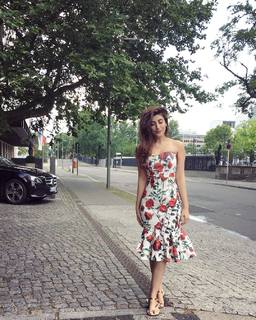 Urwa Hocane feet photo 20