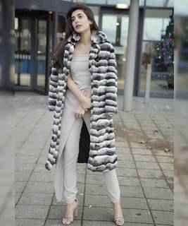 Urwa Hocane feet photo 4