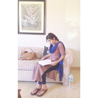 Urwa Hocane feet photo 13