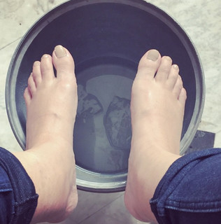 Urwa Hocane feet photo 15