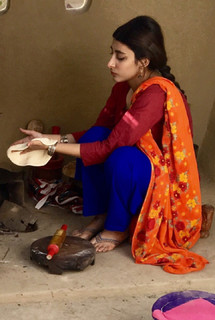 Urwa Hocane feet photo 8
