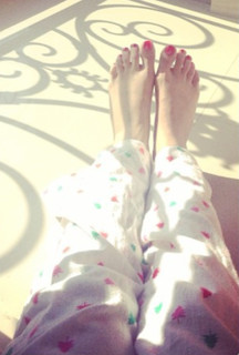 Urwa Hocane feet photo 5
