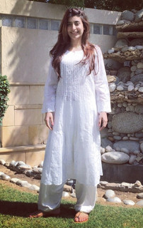 Urwa Hocane feet photo 1