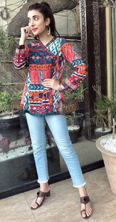 Urwa Hocane feet photo 14