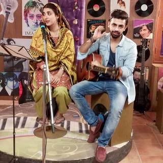 Urwa Hocane feet photo 16