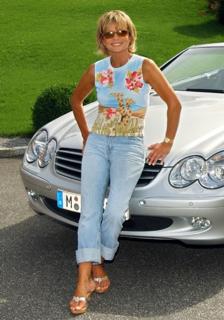 Uschi Glas feet photo thumbnail