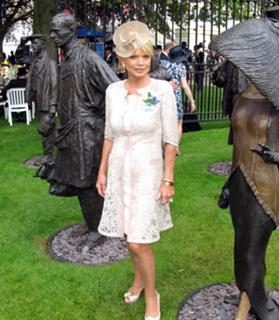 Uschi Glas feet photo thumbnail