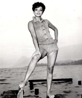 Uschi Glas feet photo thumbnail