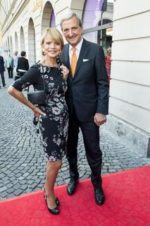 Uschi Glas feet photo thumbnail