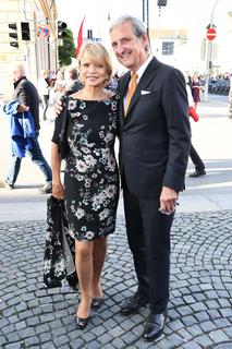 Uschi Glas feet photo thumbnail