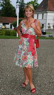 Uschi Glas feet photo thumbnail