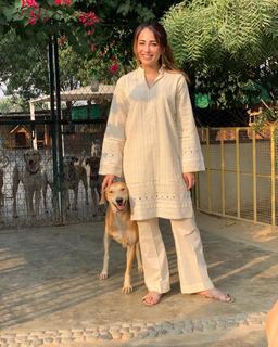 Ushna Shah feet photo 15