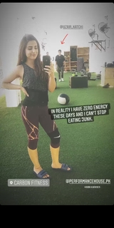 Ushna Shah feet photo 3