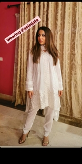 Ushna Shah feet photo 1